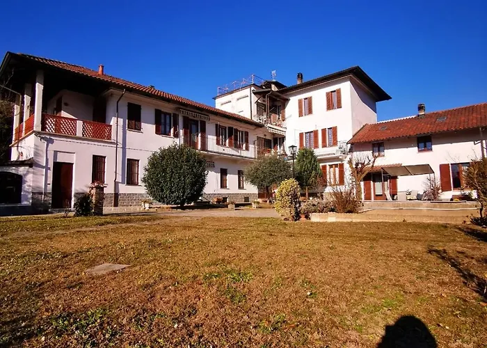 Sant'anna, Con Palestra アパート
