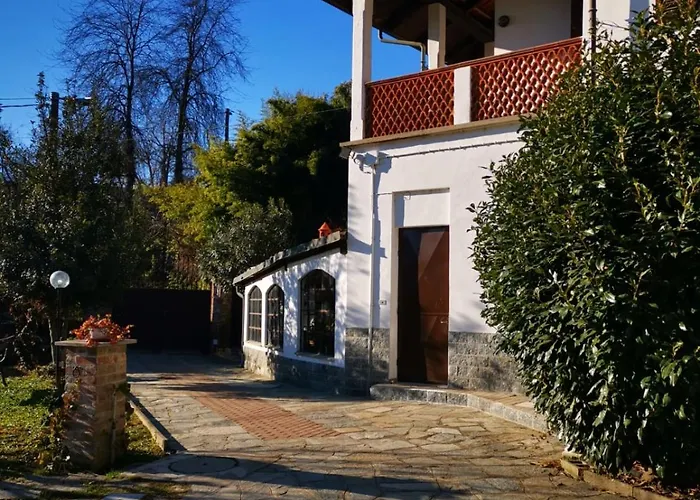 Sant'anna, Con Palestra アパート